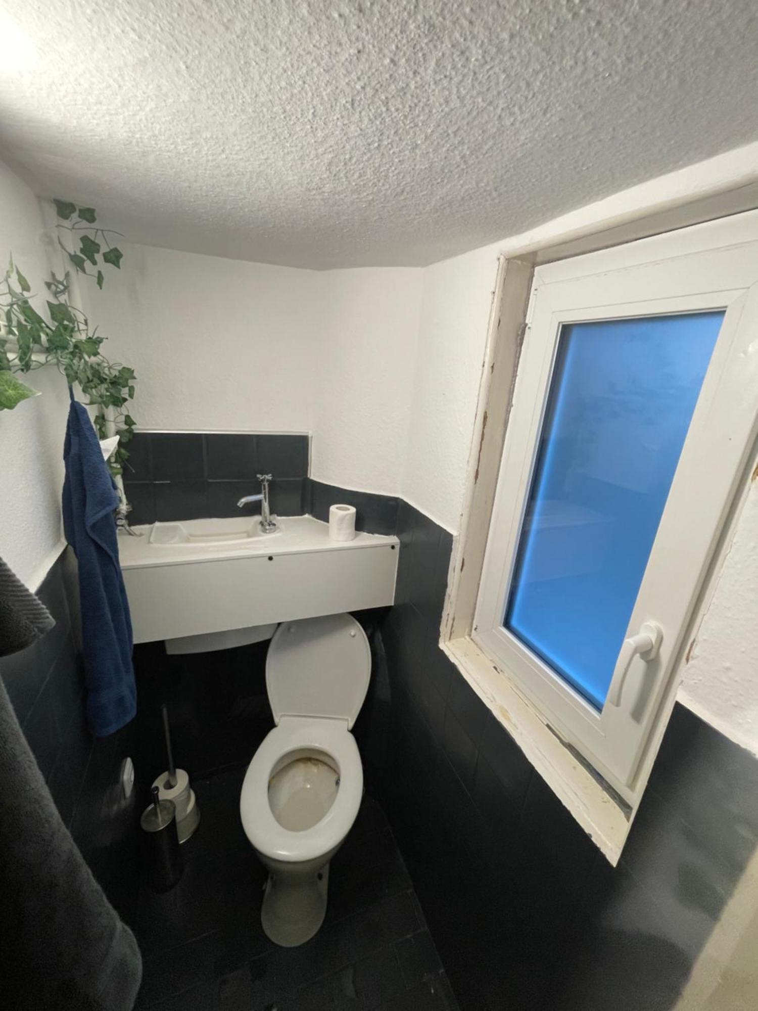 Motel24 Low-Budget Waltershausen Buitenkant foto